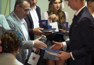 Zdjęcie 44 na 71